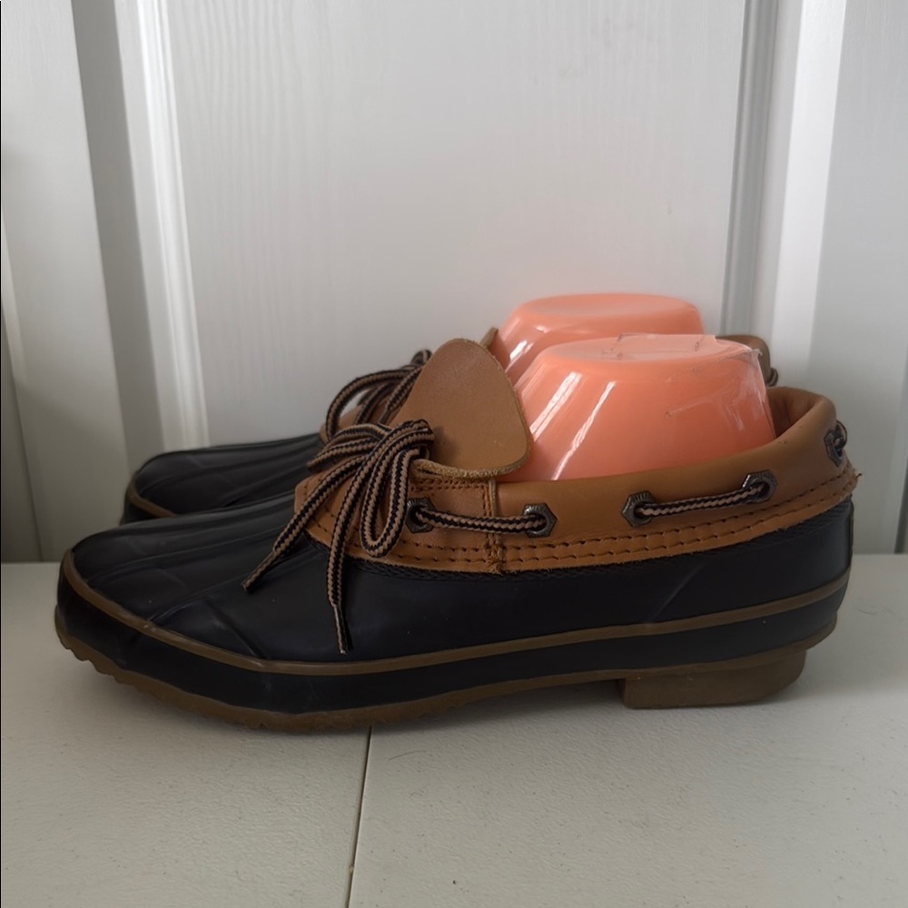 *DUCK BOOTS FROM TALBOTS (sz 8) - Picture 4 of 7